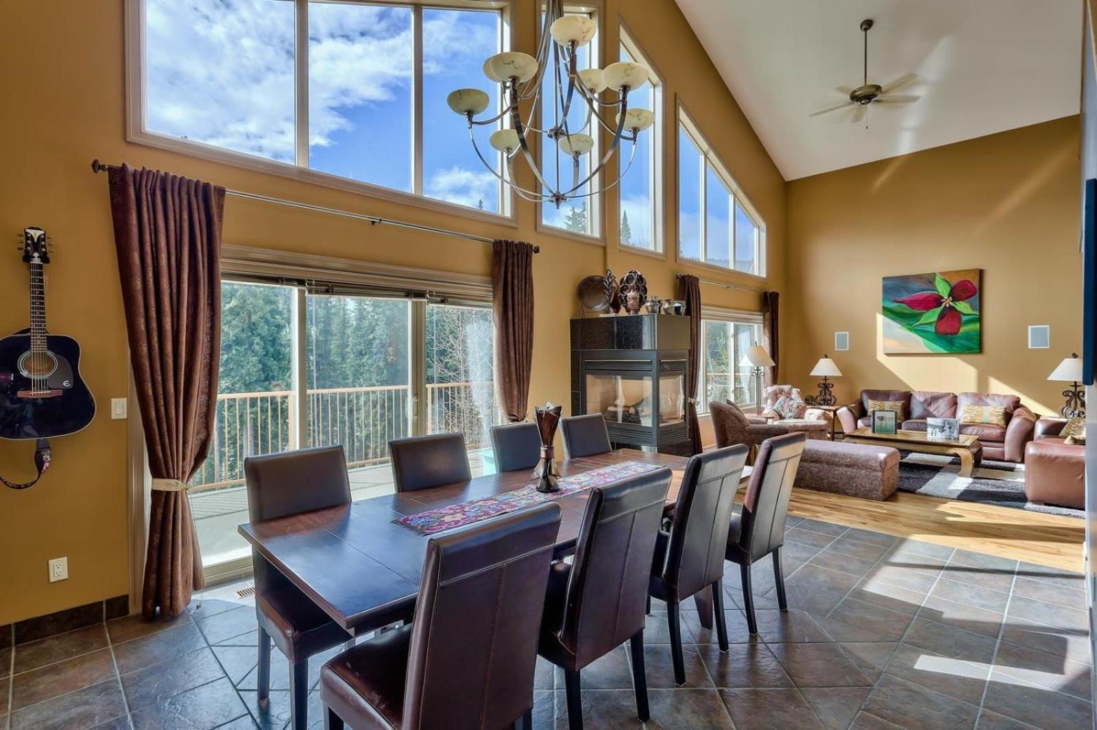 Soleil Chalet By Bear Country Sun Peaks Habitación foto